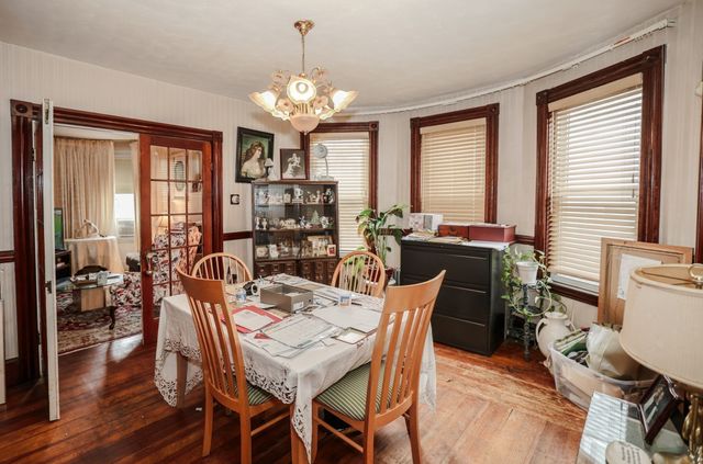 19 Sturgis St, Woburn, MA 01801
