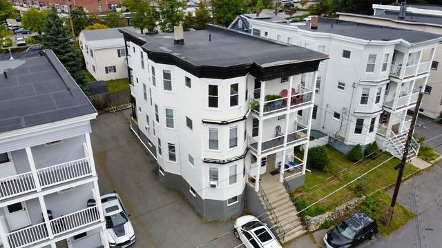19 Sturgis St, Woburn, MA 01801