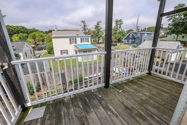 19 Sturgis St, Woburn, MA 01801