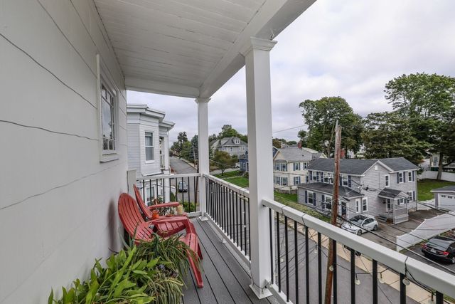 19 Sturgis St, Woburn, MA 01801