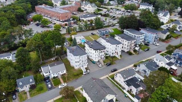 19 Sturgis St, Woburn, MA 01801