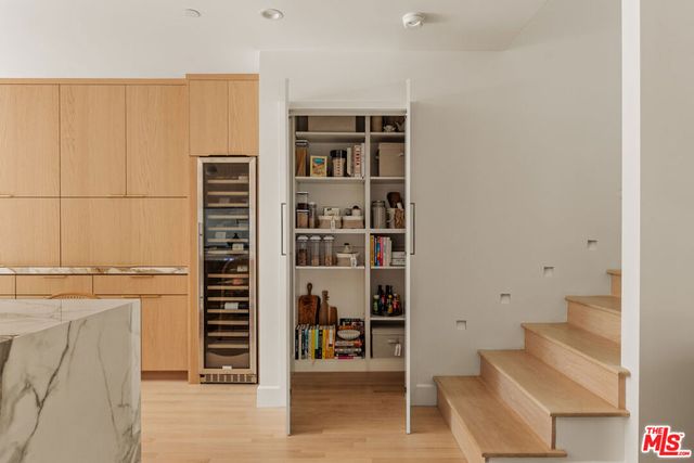 7832 Henefer Avenue, Los Angeles, CA 90045