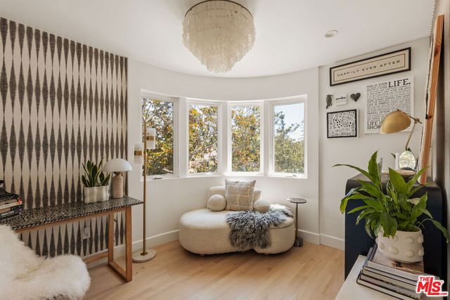 7832 Henefer Avenue, Los Angeles, CA 90045