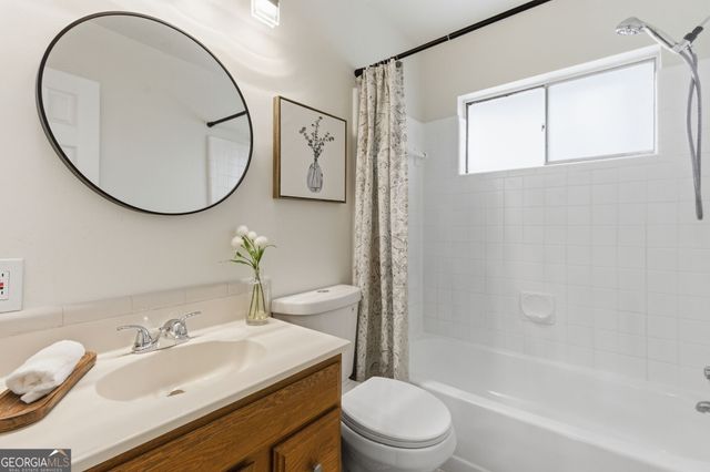 801 Verona Drive, Clarkston, GA 30021