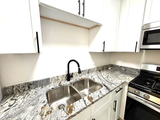 3104 Azalea Drive B, North Charleston, SC 29405