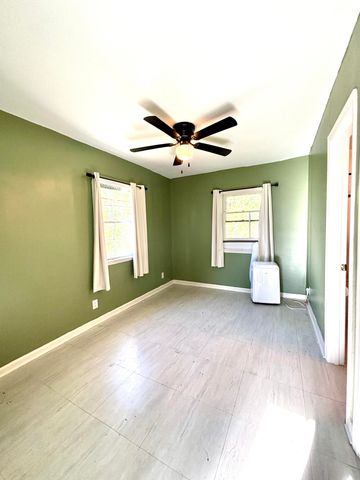 3104 Azalea Drive B, North Charleston, SC 29405