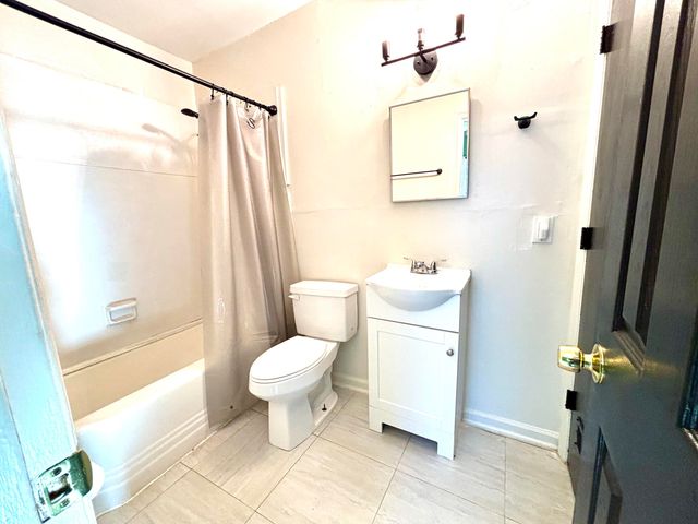 3104 Azalea Drive B, North Charleston, SC 29405