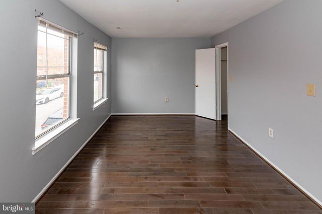 1009 HILLMAN ST, Baltimore, MD 21202