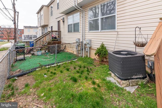 1009 HILLMAN ST, Baltimore, MD 21202