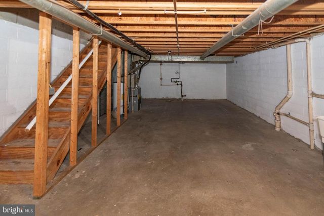 1009 HILLMAN ST, Baltimore, MD 21202