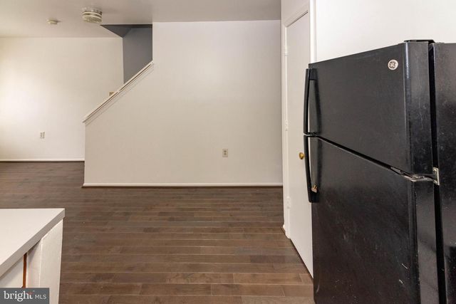 1009 HILLMAN ST, Baltimore, MD 21202