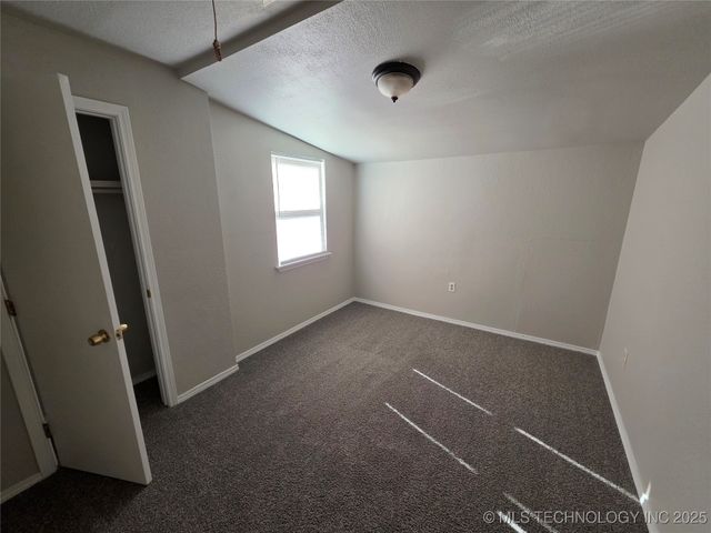 8 N 49th West Avenue, Tulsa, OK 74127