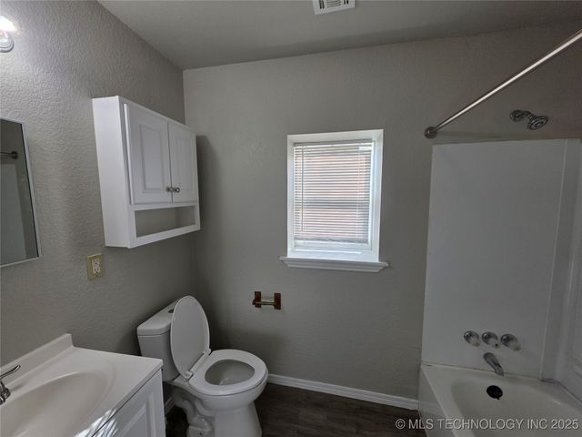 8 N 49th West Avenue, Tulsa, OK 74127