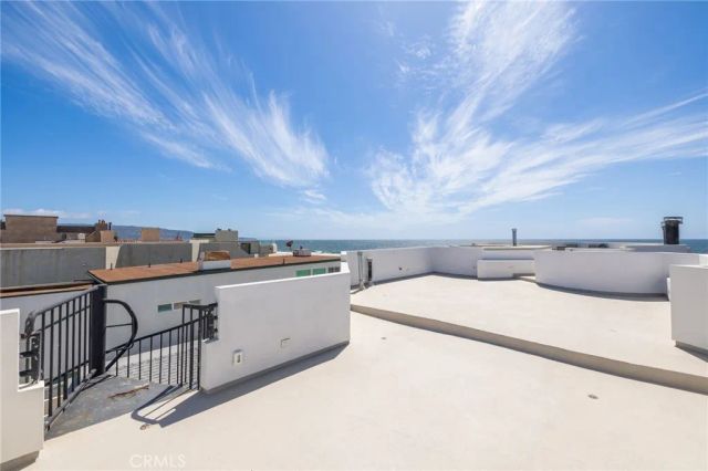 536 The Strand, Hermosa Beach, CA 90254