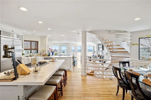 536 The Strand, Hermosa Beach, CA 90254