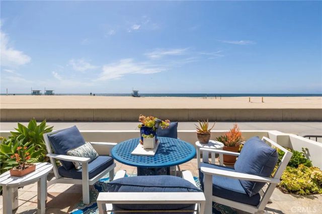 536 The Strand, Hermosa Beach, CA 90254
