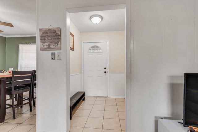 377 Nichols Dr, Canton, TX 75103