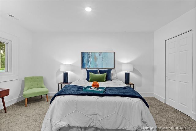 1009 W Harrison Avenue, Clarksville, IN 47129