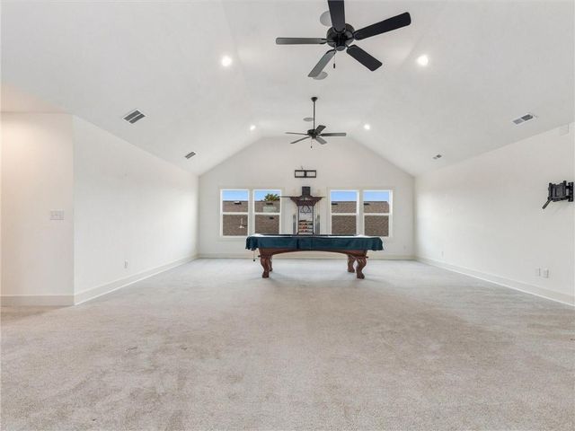 8806 NE 81st Terrace, Kansas City, MO 64158