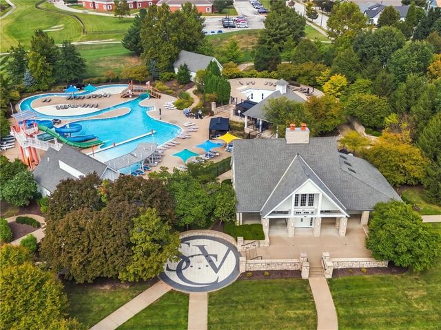 8806 NE 81st Terrace, Kansas City, MO 64158