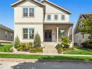 8806 NE 81st Terrace, Kansas City, MO 64158