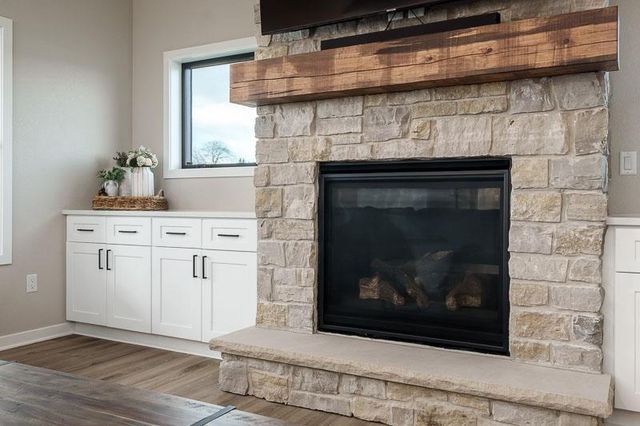 139 E Evergreen Lane, Milton, WI 53525