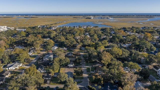 894 Randall Drive, Mount Pleasant, SC 29464