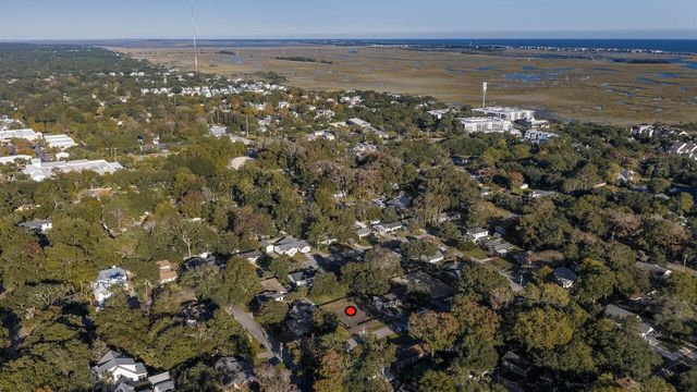 894 Randall Drive, Mount Pleasant, SC 29464