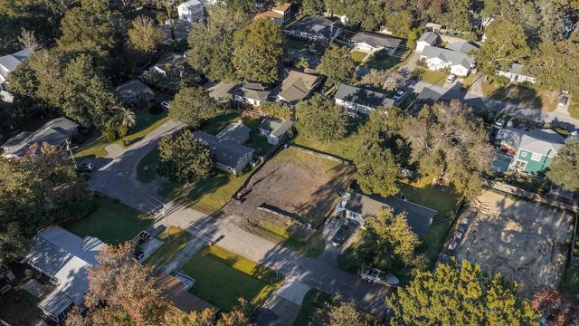 894 Randall Drive, Mount Pleasant, SC 29464