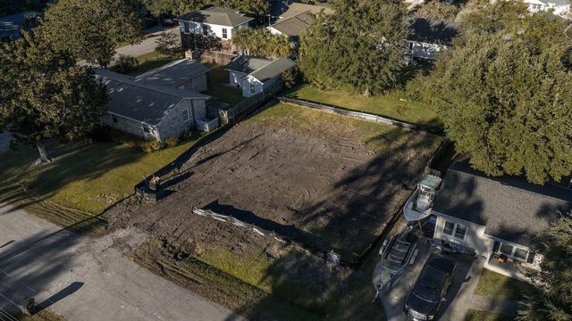 894 Randall Drive, Mount Pleasant, SC 29464