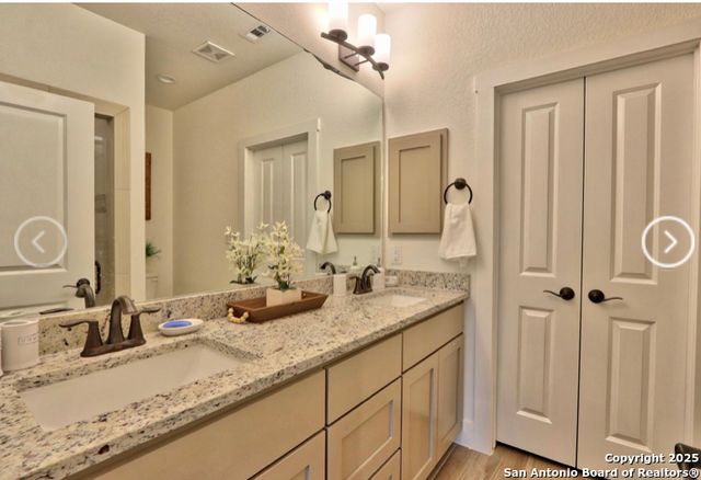 1269 Lavaca, Canyon Lake, TX 78133