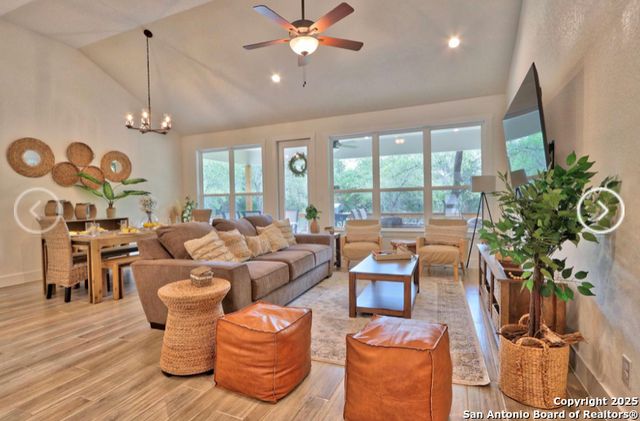 1269 Lavaca, Canyon Lake, TX 78133