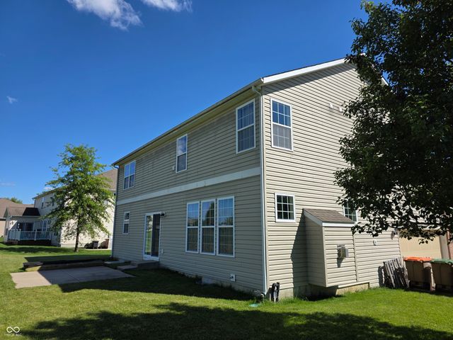 7048 Stoney Ridge Drive, Columbus, IN 47201