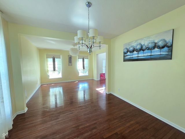 7048 Stoney Ridge Drive, Columbus, IN 47201