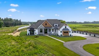 6783 Broadview Drive, Credit River Twp, MN 55372