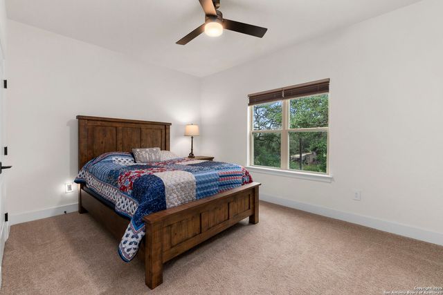 445 Settlers Ln, Bandera, TX 78003