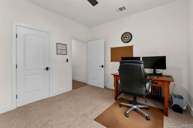 445 Settlers Ln, Bandera, TX 78003