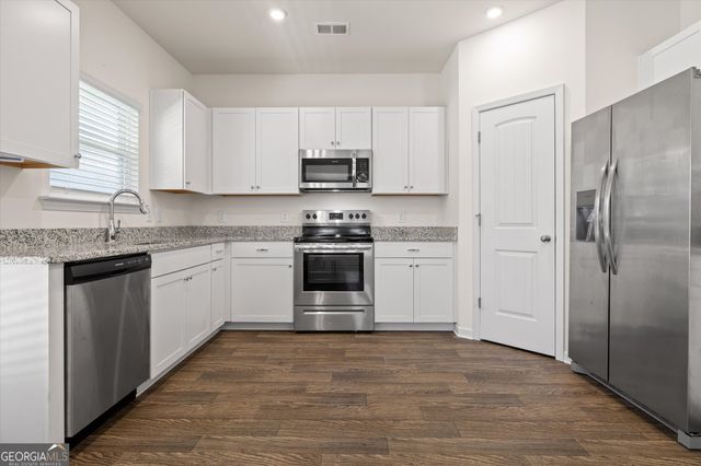 637 Collington Circle, Dalton, GA 30721