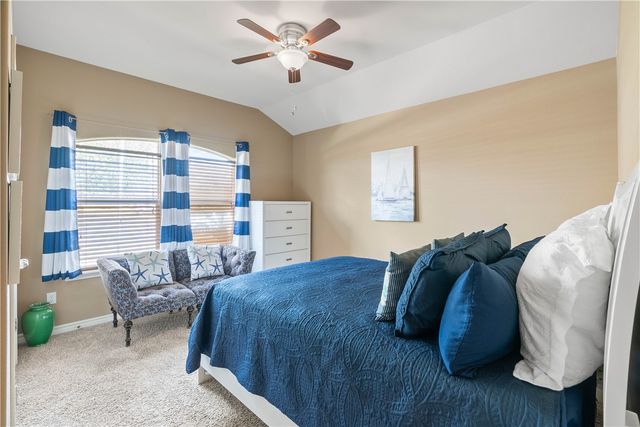 2214 Retta Dr, Corpus Christi, TX 78418