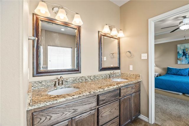 2214 Retta Dr, Corpus Christi, TX 78418