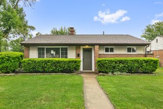17303 Chicago Avenue, Lansing, IL 60438