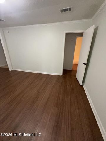 3752 Bishop Avenue, Jackson, MS 39213