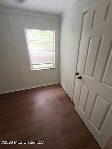 3752 Bishop Avenue, Jackson, MS 39213