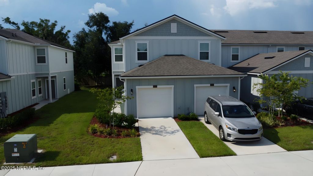 9059 GIFFORD Drive, Jacksonville, FL 32220