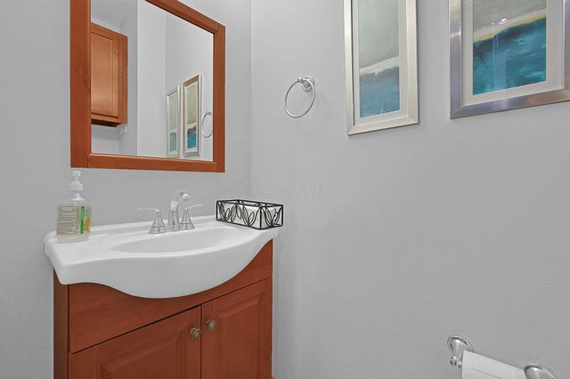 169 E Livingston Avenue, Columbus, OH 43215