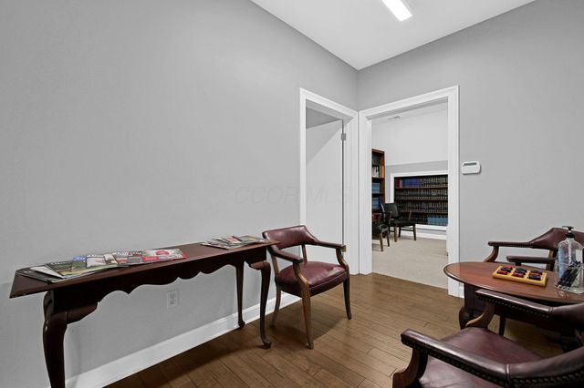 169 E Livingston Avenue, Columbus, OH 43215