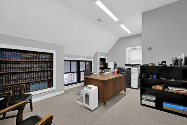 169 E Livingston Avenue, Columbus, OH 43215