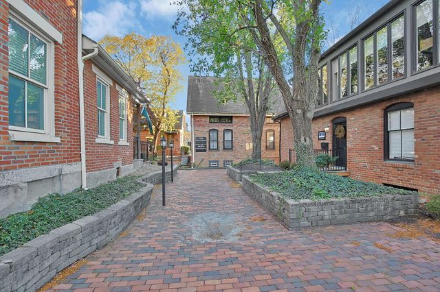 169 E Livingston Avenue, Columbus, OH 43215