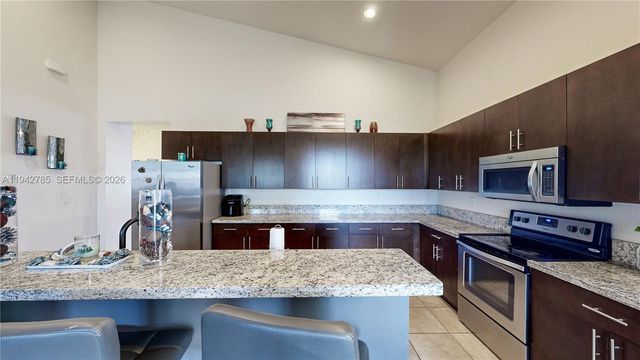 231 NE 33rd Ter, Homestead, FL 33033