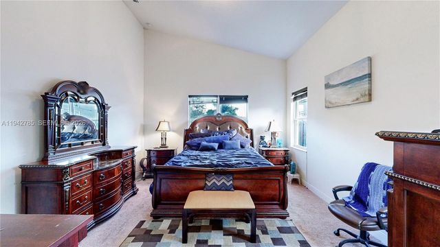 231 NE 33rd Ter, Homestead, FL 33033